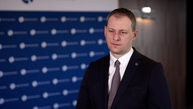 Konflikt na Bliskim Wschodzie dotyka polskie lotniska. Może się przyczynić do podwyżek cen biletów